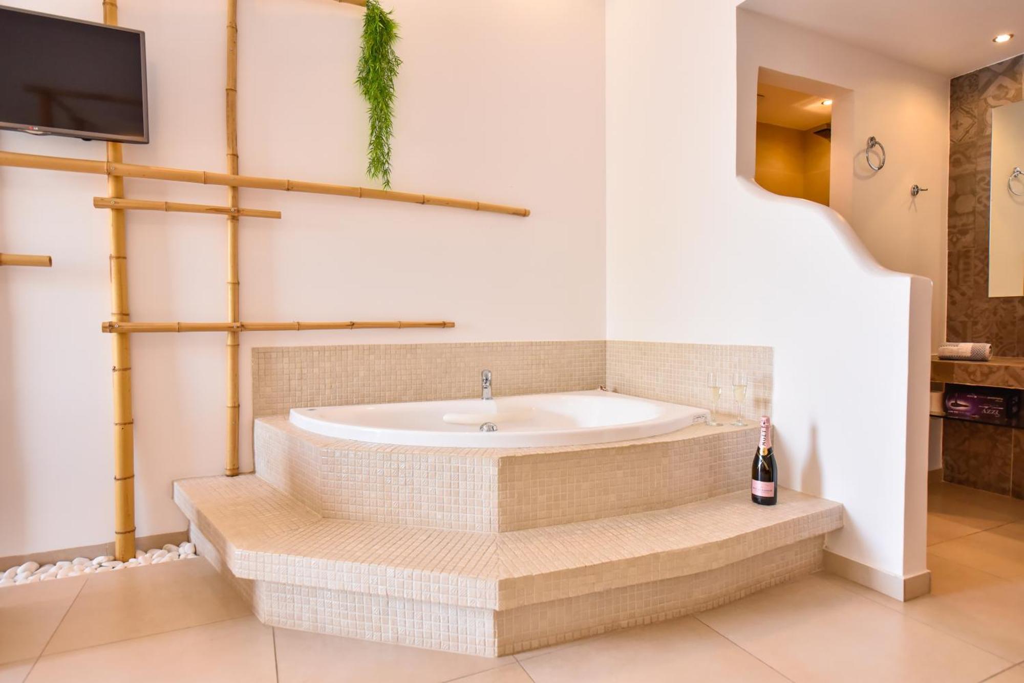 Queen Boutique Suites Mykonos Town Habitación foto